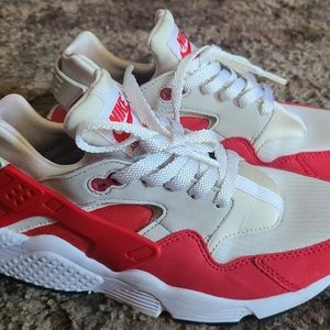Nike Air Huarache Shoes Size 6.5